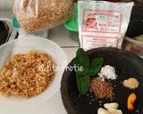 Foto langkah ke 1 dari resep Rempeyek rebon praktis no santan.