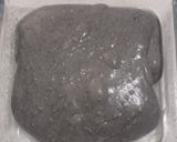 Foto langkah ke 8 dari resep Charcoal Wijen Sourdough Bread.