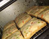 A picture of step 3 of Rava Malai Sandwich.