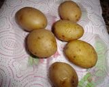Foto del paso 2 de la receta Patatas con atún y salsa mahonesa