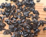 Foto del paso 2 de la receta: Bollos de aceite de oliva con aceitunas negras en freidora de aire
