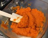 Une image de l'étape 5 de Purée de carottes aux épices, ail et persil.