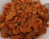 Foto langkah ke 3 dari resep Tongkol suwir pedas.