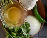 Foto del paso 1 de la receta: Quesillo en salsa verde