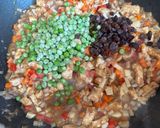 A picture of step 2 of Pepperjack Chicken Empanada.