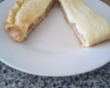Foto del paso 4 de la receta: Calzón de atún con Jamón y queso