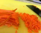 A picture of step 1 of Stuffed Bell Peppers with Tomato Sauce.