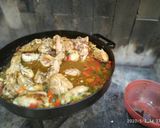 Foto del paso 5 de la receta: Pollo a la calabresa al disco con papas rústicas rabiosas