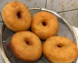 Foto langkah ke 10 dari resep Donat Kentang, ulenin cuma 5 menit.