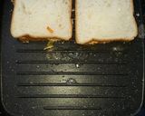 A picture of step 3 of Mayo chicken and mix veg grill sandwich.