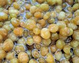 Hình bước làm 2 của món Mứt chùm ruột