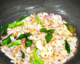 ચીઝી ટોમેટો ઉપમા (Cheesy Tomato Upma Recipe In Gujarati) રેસીપી સ્ટેપ3ફોટો