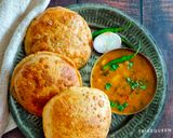 A picture of step 7 of Bedmi Puri.