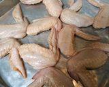 Foto langkah ke 1 dari resep Chicken wings sause barbeque.