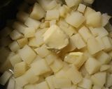 A picture of step 4 of Potatoes in Thyme.
