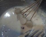Foto langkah ke 5 dari resep Cilor Kipas alias aci telor tusuk kipas.