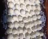 Foto langkah ke 1 dari resep Cilok bumbu kacang.