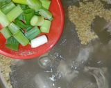 Foto langkah ke 4 dari resep Bakmoy Ayam Udang + Kuah kaldu Ayam.