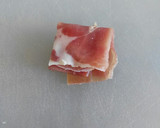 Foto del paso 3 de la receta: Brochetas de sandía, jamón, queso y cherrys