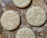 A picture of step 4 of Meethi tikkiyan.