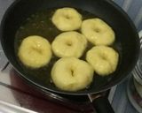 Foto langkah ke 4 dari resep Donat mlenuk inuk.