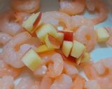 Hình bước làm 1 của món Salad táo sốt mè rang