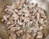 Foto langkah ke 8 dari resep Pasta with Pesto & Chicken Teriyaki.