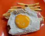 Foto del paso 4 de la receta: Pancho (3) salchicha, huevo y papas fritas