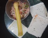 A picture of step 3 of Veg Sandwich in 2ways.