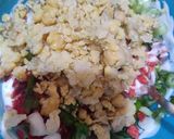 A picture of step 4 of Chickpeas salad sandwich.