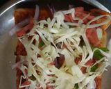 A picture of step 2 of Paneer and mix veg peri peri toast.