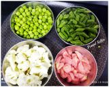A picture of step 2 of Vegetables Pulao.