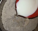 A picture of step 1 of Spicy buns.