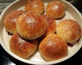 Hamburger zsemle recept fázis 4 fotója