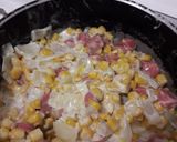 Foto del paso 1 de la receta: Empanadas de choclo y salchicha
