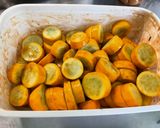 Une image de l'étape 4 de Courgettes jaunes marinées grillées à la plancha.