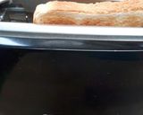 Foto langkah ke 3 dari resep Toast Bread Salad with Balsamic and Mayonaise sauce.