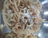 A picture of step 3 of Vietnamese Pork Skin Sausage with Green Bird’s Eye Chili.