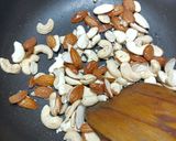 ડ્રાયફ્રુટ ચીકી (Dryfruit Chikki Recipe In Gujarati) રેસીપી સ્ટેપ1ફોટો