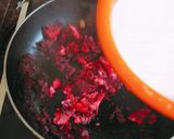 A picture of step 4 of Beetroot Aluva.