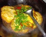Foto langkah ke 4 dari resep Telur ceplok masak kecap.