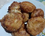 Foto langkah ke 2 dari resep Perkedel kornet keju.