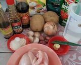 Foto langkah ke 1 dari resep Ayam Cincang Kentang Masak Kecap.