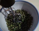 A picture of step 3 of Mashed potates and peas.