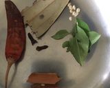 ગુજરાતી મીઠી કઢી (Gujarati Mithi Kadhi Recipe In Gujarati) રેસીપી સ્ટેપ2ફોટો