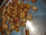 लाल चटकारेदार मैगी पनीर के साथ