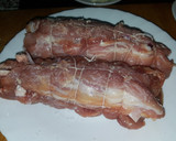 Foto del paso 3 de la receta: Solomillo relleno con bacon cebolla pimiento y dátiles
