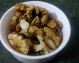 A picture of step 1 of Akhrot (Walnut) Chatani.