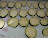 Foto del paso 3 de la receta: Berenjenas Rebozadas con Tomate frito casero