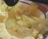 A picture of step 2 of Potato patties baked in karahi.